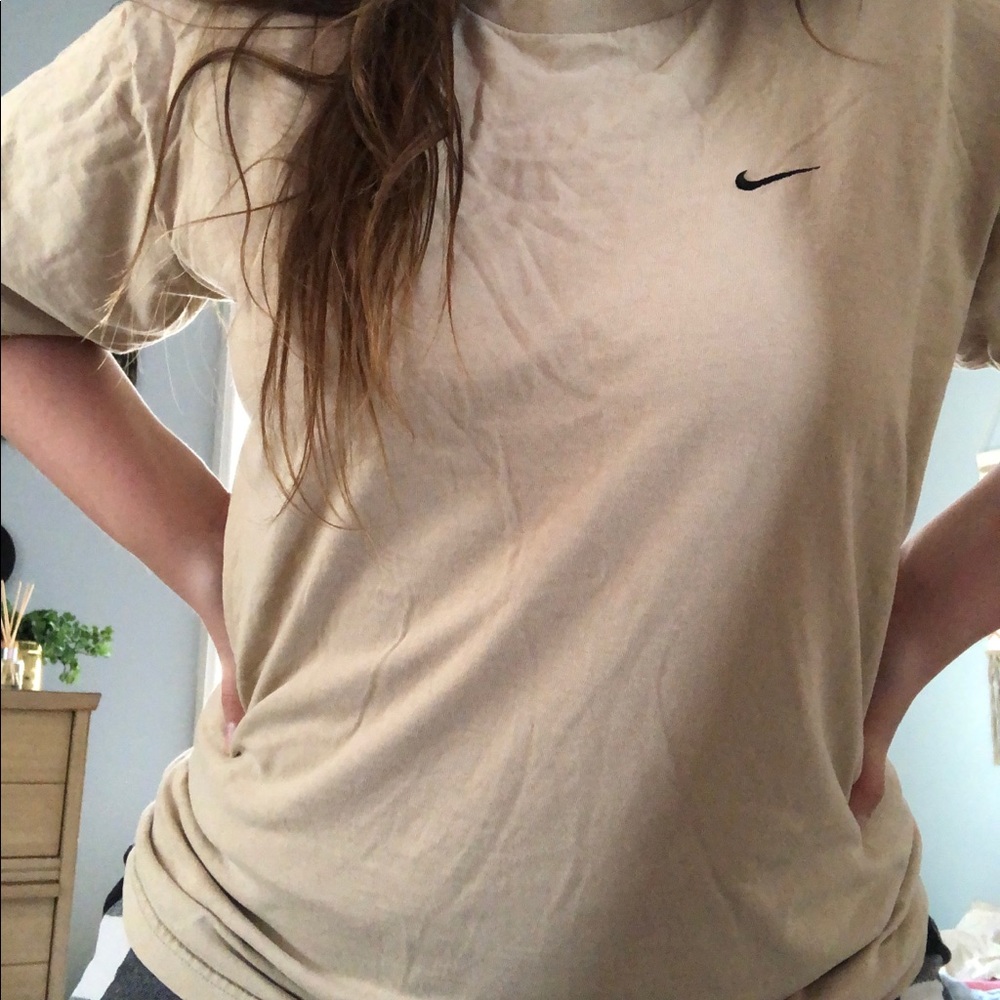 Nike T Shirt